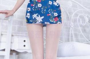 Beautyleg - Abby的私房图片，吊带和思绪在风中飘荡。