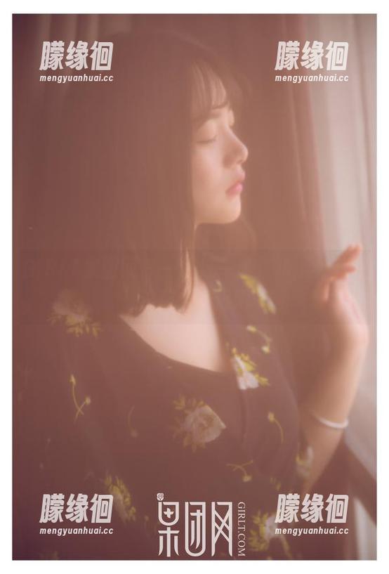 GIRLT果团网 - 一壁纸一通灵儿，女王也没那么遥远吧