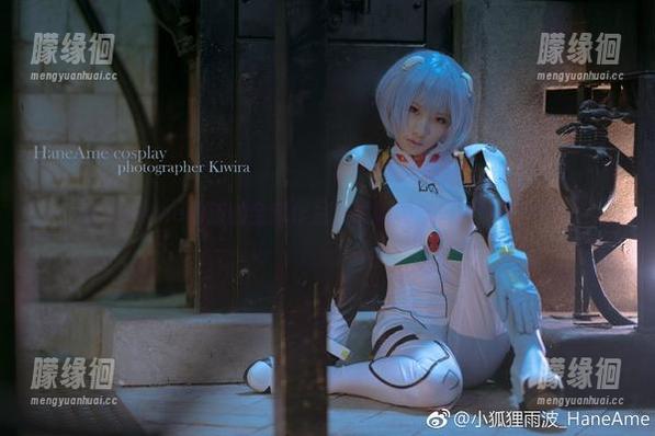 HaneAme雨波 HaneAme雨波的全套作品,透明和模糊的微妙平衡。