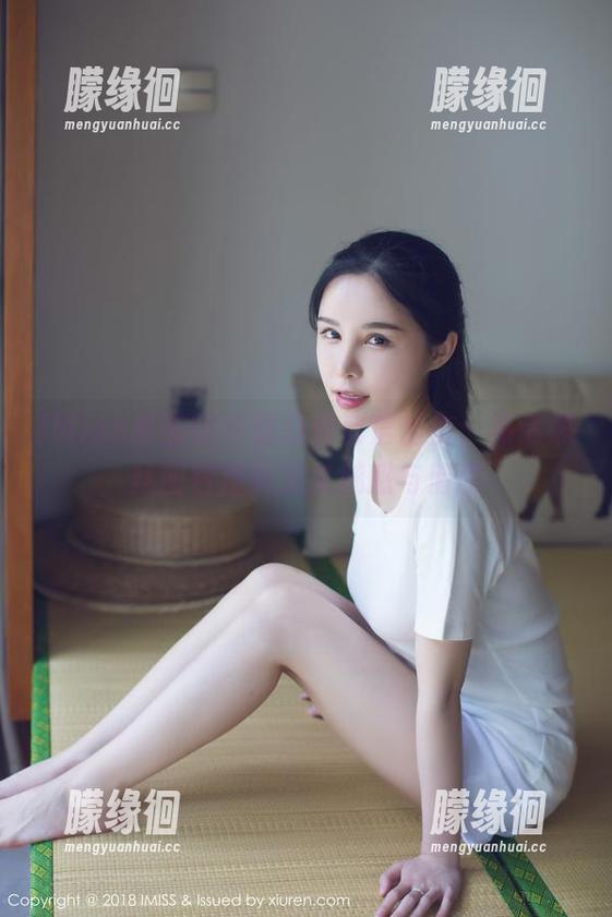 IMiss爱蜜社-萌白酱 IMiss爱蜜社 - 萌白酱自信出击,高清黑丝图包重新定义魅惑与俏皮
