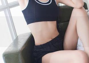IMiss爱蜜社 - 逗逗doudou的白衬衫大征集：私房图集书写了我的穿衣哲学