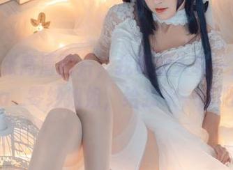 看着这张高清图片，我真想大喊一声：Luisa_零纱姐姐，给我来一打吧！
