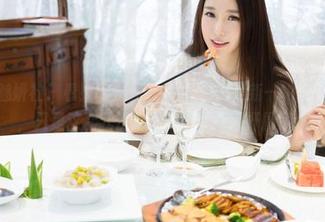 MiStar魅妍社 - 看！陆金佳Jessica又是新一轮厨娘美图更新，只是这次我决定远观拐个弯离开厨房。