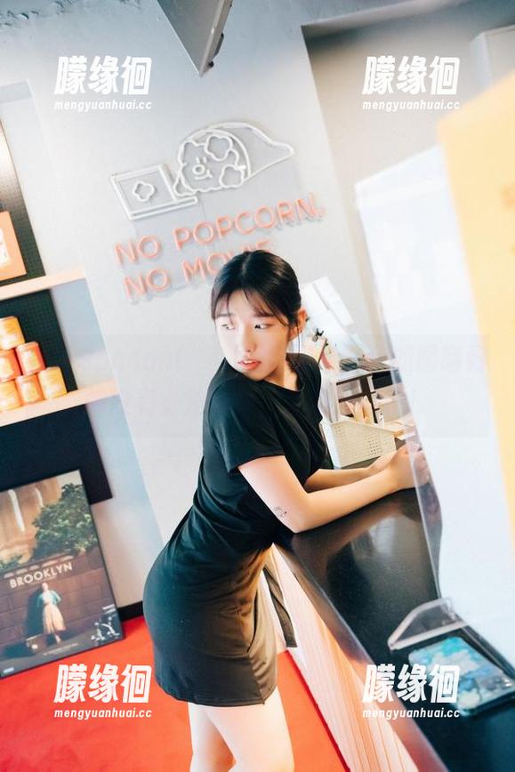 看了Sonson(손손)舰娘图包，我的眼睛好像没有办法自拔，太难选择了！