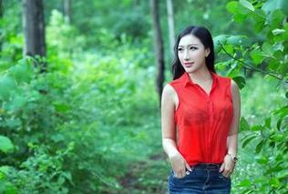 TuiGirl推女郎 - 来看艾栗栗的连衣裙全集，下载后我都有种要买一个的冲动（尽管不适合我）！