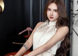 XINGYAN星颜社 - Vily豆豆最新学妹写真，画面太清新，像是从校园里溜出来的小鹿。