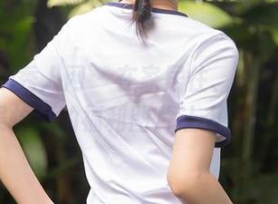 Xiuren秀人网 - 在家居住、打理生活，吴怡怡的福利图片让人羡慕！