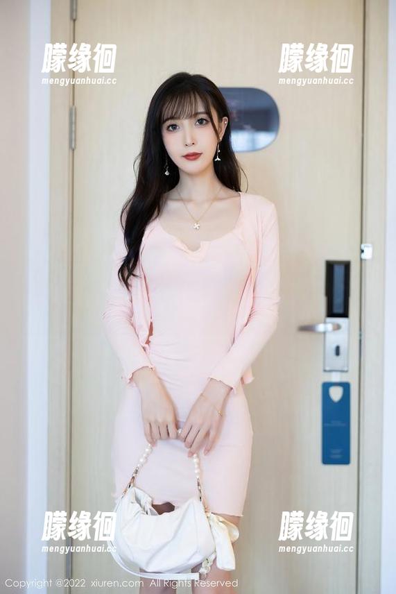 Xiuren秀人网-美七Mia Xiuren秀人网 - 美七Mia的图集:这组夏天作品,不晒就亏了