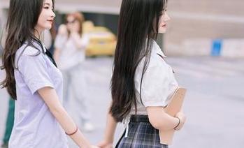 YouMi尤蜜荟 - 姝姝妹妹的居家作品：穿着睡裤，还能做时尚偶像！