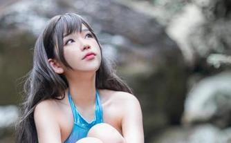 七七娜娜子的圣诞写真集，让你输在冬天的第一张照片上！