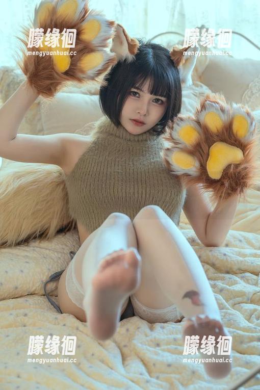 冷战的放学时光？看七月喵子如何用资源打破沉默！