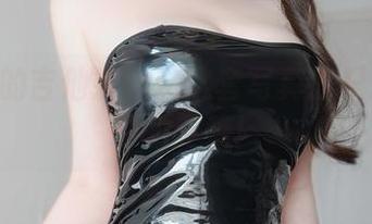 女主K的吉他妹妹：这套写真我只记得弹琴的姿势！