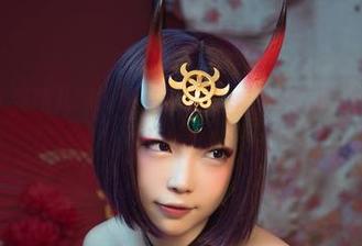 妖少you1娶瓶儿吗？何必狂撒cos，这图让人所有情绪涌上心头。