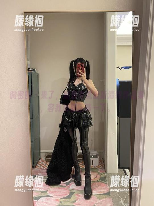 妮是老虎 微密圈 - 来了,妮是老虎最新清纯作品集,容我刹那回味一下。
