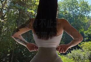 微密圈 - 女友写真不止于‘花裙子’？宋昱欣的作品带你穿越思维!