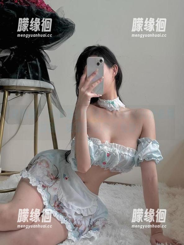 微密圈 - 本以为小猫咪ck的御姐风光必须付钱，结果图册竟然免费？