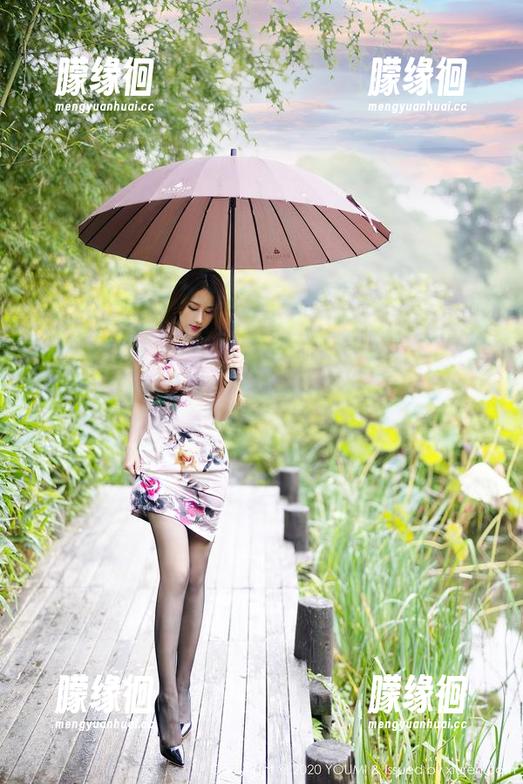 尤蜜荟 - 直奔主题，果儿Victoria的奶牛美图更新！你会发现新天地。