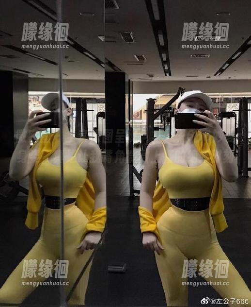 左公子666 微密圈 - 全套原图呈现,左公子666妙曼身姿,真是让我嘴角微微上扬的绝妙时刻。