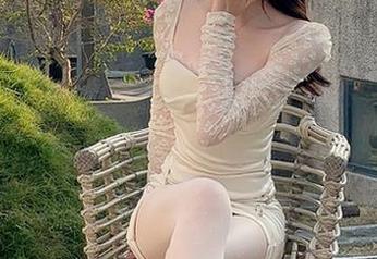 微密圈 - 看！徐莉芝Booty在线播放“听姐姐拉小提琴”合集，作为乐评人我只能说...再接再厉！