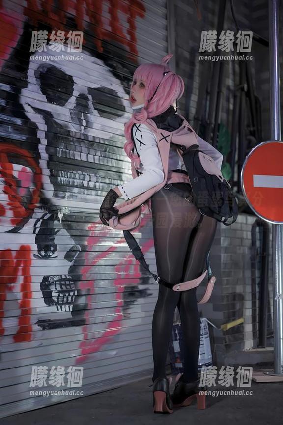 您的蛋蛋 每个人都有一套校服——您的蛋蛋写真分享,引发的校园漫游。