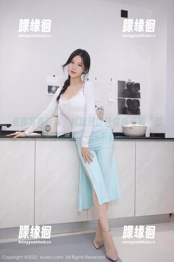 美脚写真降临，抖娘利世让你感受到“脚趾的诱惑”——下载吧！