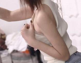 你以为吊带只适合夏天？摇摇乐yoyo的高清图册让你颠覆认知