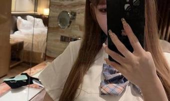 微密圈 - 一起来逛无欲无求的推土君的在线酒吧蓝色妖姬合集，体验迷离的色彩吧。