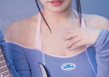 看无颜小天使wy的网袜定制作品，我的内心简直是小鹿乱撞…不过大概一直在撞吧！