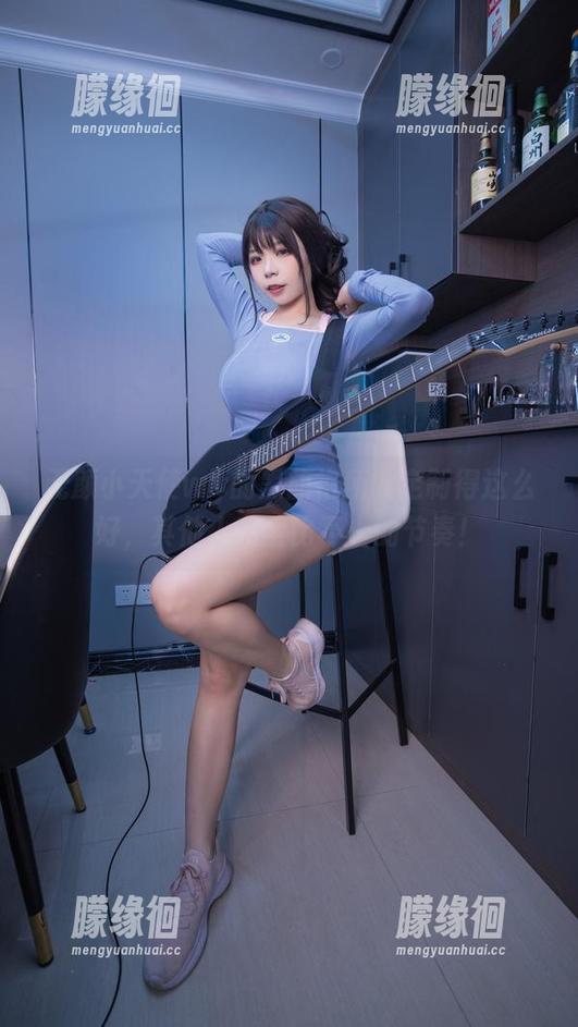无颜小天使wy的黑旗袍所以定制得这么好，其他人完全比不上的节奏！
