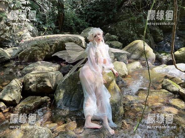 无颜小天使wy的运动写真集更新，哎呀，这姿势太让人想多了吧！