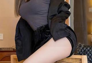 星颜社 - 原图分享：萌汉药baby的护士变身，居然如此撩人？