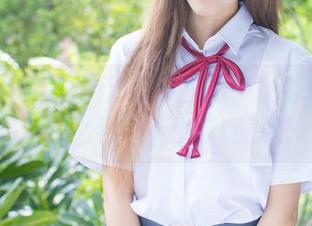 爱蜜社 - Lynn刘奕宁校服：观看集合，真有那么特别？继续翻看吧。