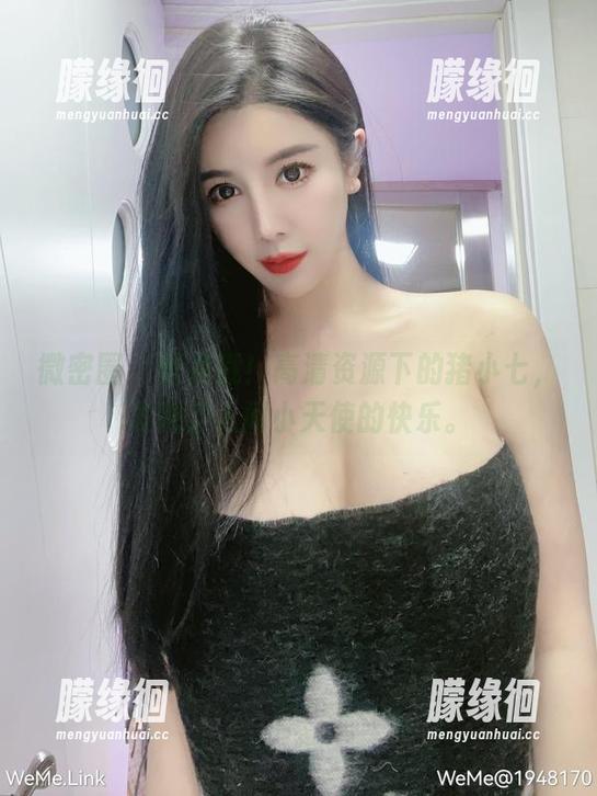 微密圈 - 快来戳！高清资源下的猪小七，发现了人间小天使的快乐。