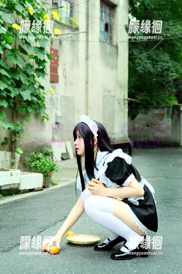 白莉爱吃巧克力 白莉爱吃巧克力的连体衣,就让这一组图片用资源奠定“穿衣技巧”的新标准吧!