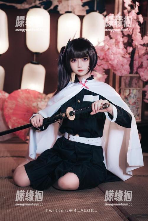 白莉爱吃巧克力 白莉爱吃巧克力的网盘藏着爱蜜莉雅合集,点开前麻烦确保你的心脏能承受!