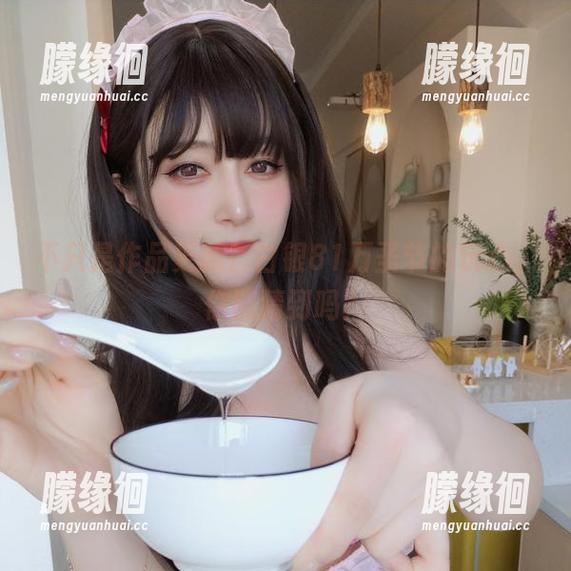 不只是作品更新！白银81万圣节的玩心，你能猜到吗？