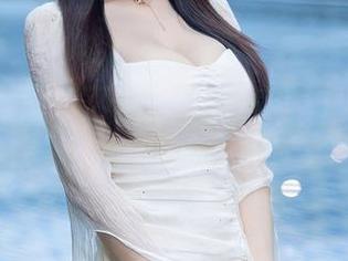 秀人网 - 愉快女孩套图，精选自小兔纯纯，让人捧心不已！