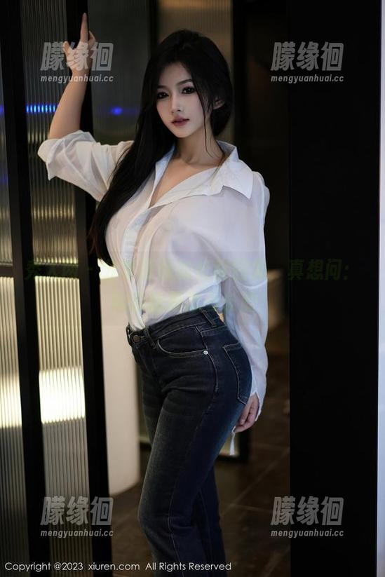 秀人网-筱慧 秀人网 - 分享筱慧的长腿图集,真想问:她的腿是怎么长的!
