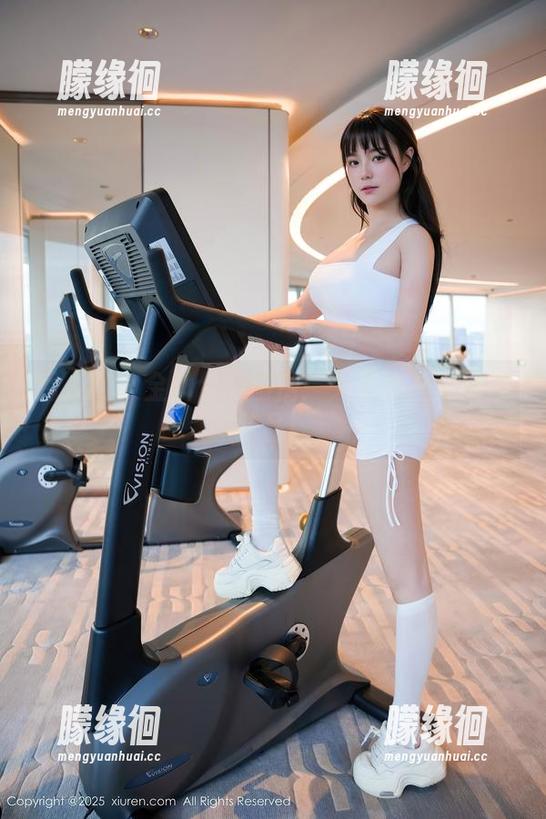 秀人网-金妍兮 秀人网 - 金妍兮的厨房:无圣光是她的调味品!