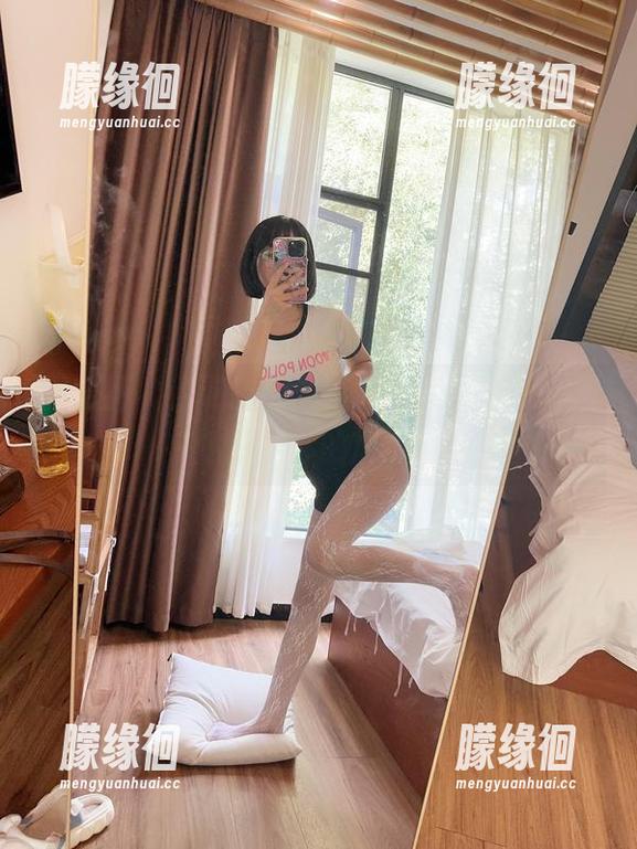 胜利的小生活 微密圈 - 胜利的小生活的蝴蝶白丝,壁纸包裹了你的屏幕!