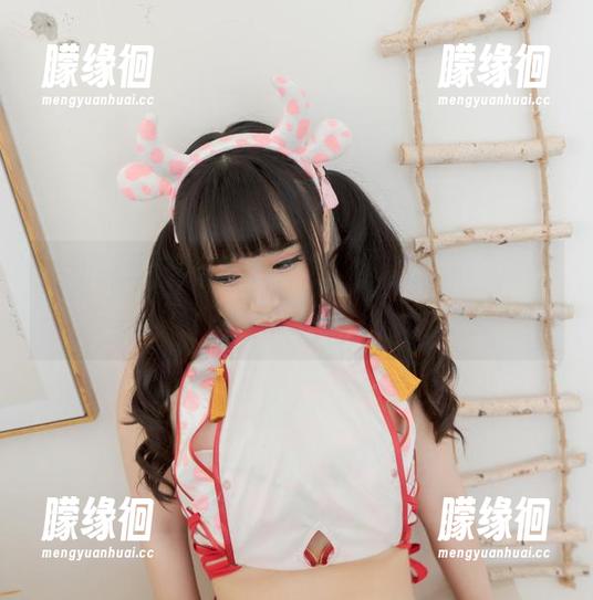 当胡桃喵成为神社女巫，你能想象“魔法”的样子吗？来瞧原图大揭晓！