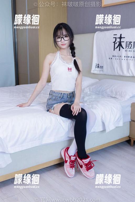 袜啵啵 - 运动鞋作品集，泡芙随便拍拍的“不小心”好看了款。