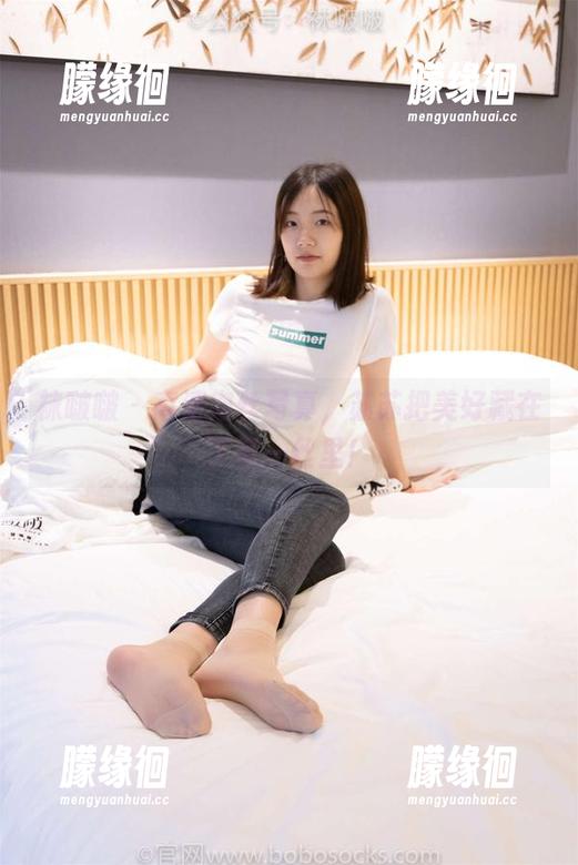 袜啵啵-苏苏 袜啵啵 - 高清肉丝写真,苏苏把美好藏在了每一丝里!
