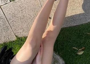 微密圈 - 私房里的软妹小九九：棉袜合集，轻松踩上你的情绪