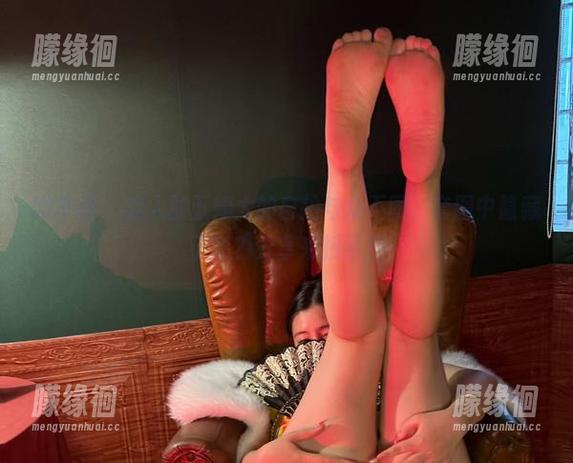 迷人的五姨太 微密圈 - 迷人的五姨太的自拍与众不同,套图中隐藏了啥?分享来搜寻!