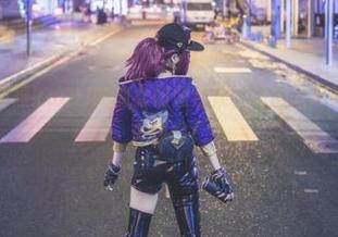 嘘……观看阿薰kaOri的魔女姐姐合集，切勿大声惊呼，才不被发现哟！