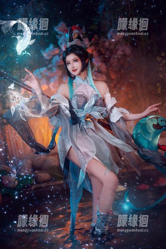 露儿大魔王 露儿大魔王的万圣节:免费的作品,罪恶的想法随之而来!