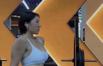 微密圈 - 鹿瑶最新写真集：她的裸足可真耐看