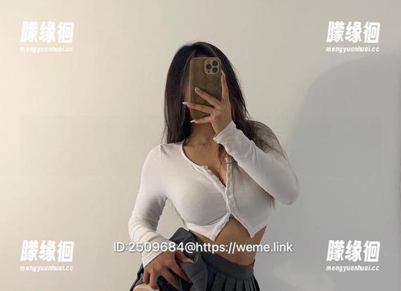 黑饱宝 微密圈 - 图片&视频:黑饱宝带你下载不一样的窝里蹲风景!